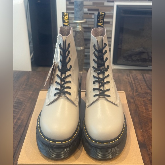 Dr. Martens Audrick Platform Ankle Boot - Picture 2 of 11